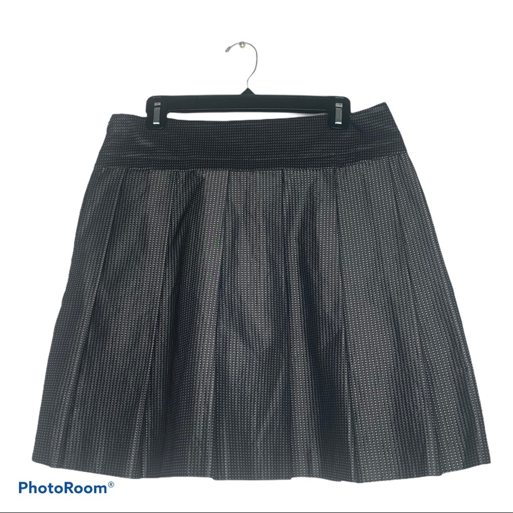 Theory Lanu Pleated Gray and Silver Checkered Mini Skirt Size 10